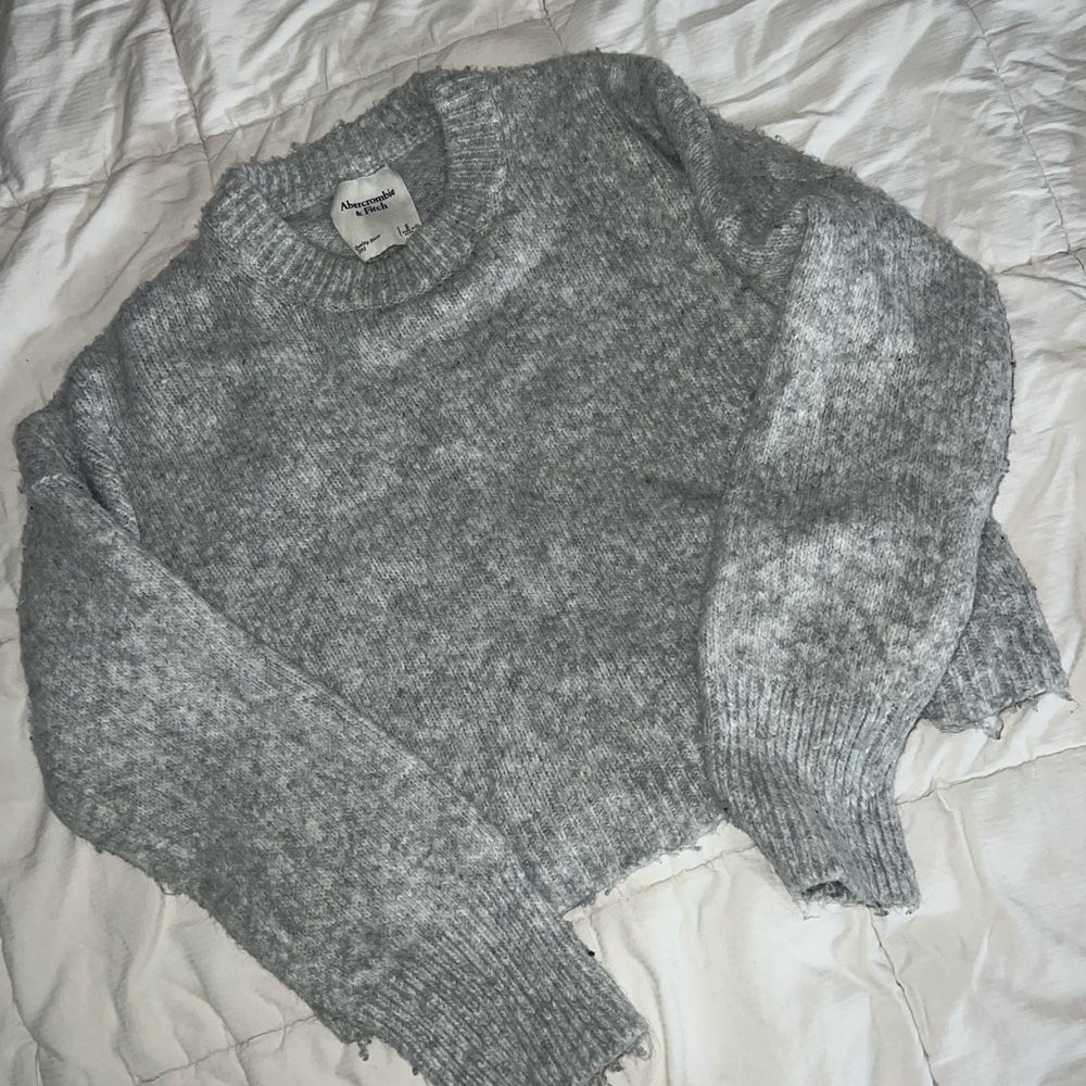 Size small grey Abercrombie sweater